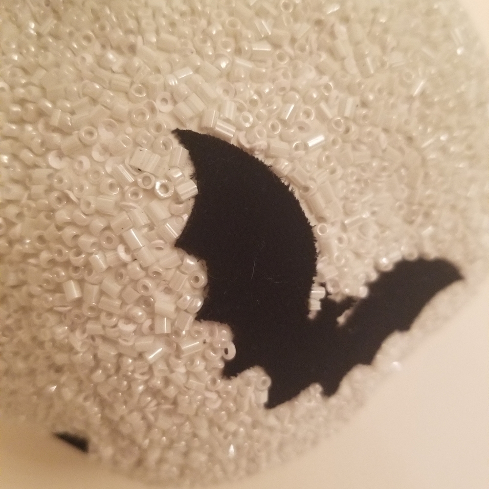 New Embellished Beaded Faux Velvet Bat Pumkin - Picture 5 of 5